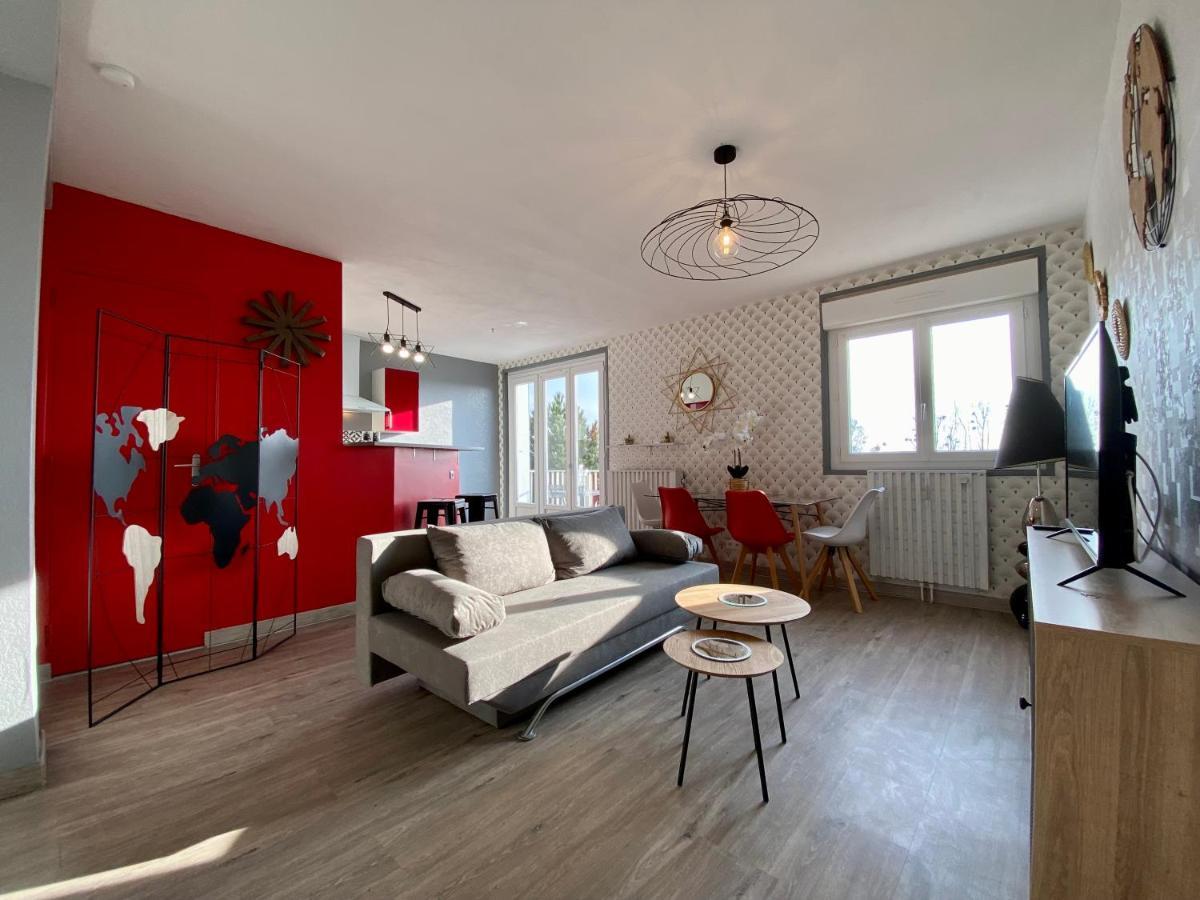 Panorama Balcony Apartment Pontorson Bagian luar foto
